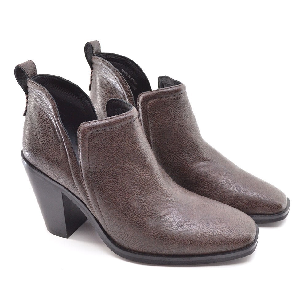 Jeffrey Campbell Rosee Brown Leather Booties  8.5 M New